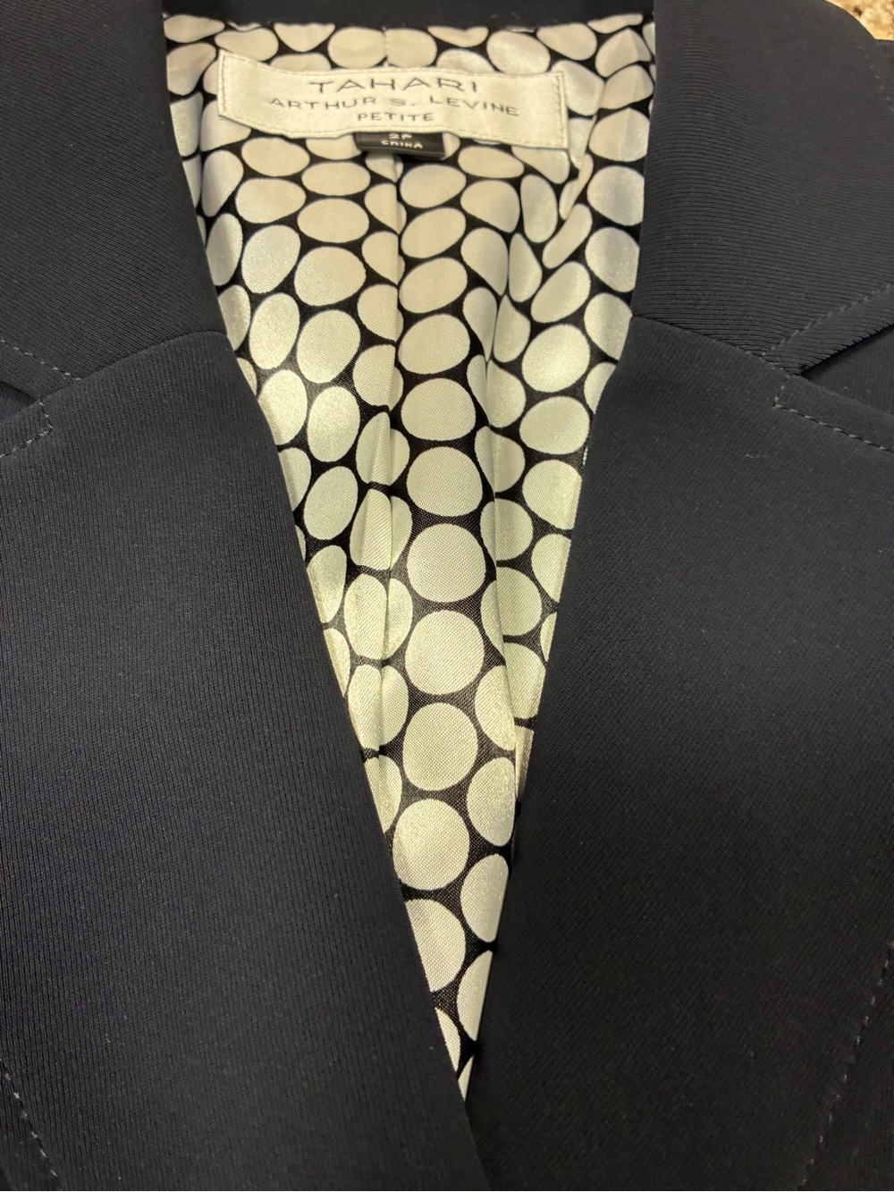 Tahari Arthur S Levine Abigail 2 Button Blazer Jacket - Picture 9 of 12